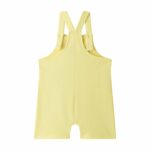Peto amarillo con tiburón