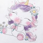 Camiseta unicornio con flor